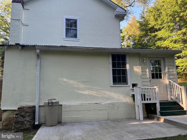 Building Photo - 3236 Ashby Glen Ln