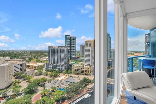 Building Photo - 333 Las Olas Way