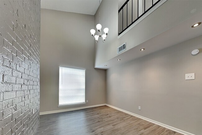 Building Photo - 4823 Owens Creek Ln