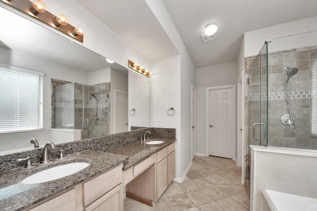 Building Photo - 610 Ashley Cove Ct