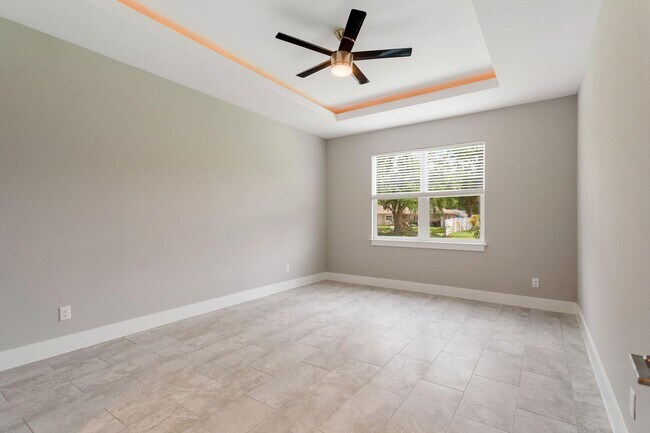 Building Photo - 2354 Littlefield Ln