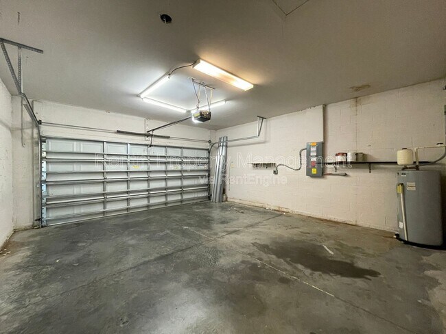 Building Photo - 1622 SW 16th Ct