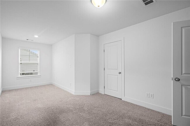 Building Photo - 6329 Princeton Ridge Dr
