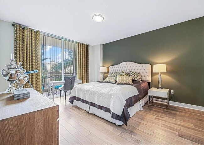 Building Photo - 550 Okeechobee Blvd