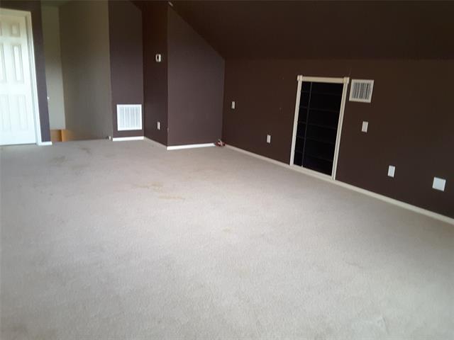 Building Photo - 15617 Gatehouse Dr