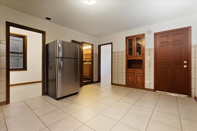 Building Photo - 1727 W 19th St