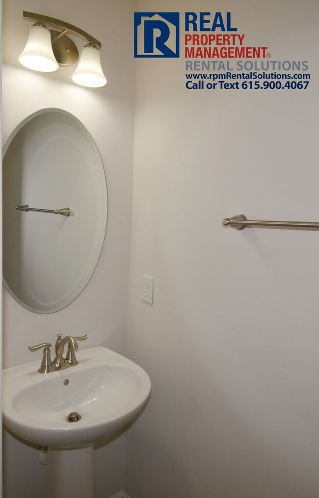 Building Photo - Gorgeous home in Three Rivers Community! N...