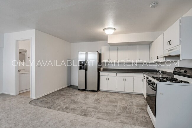 Building Photo - 1352 N 1000 W