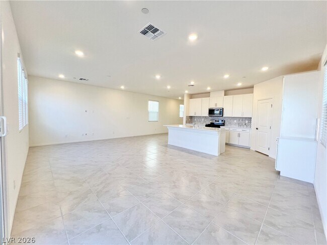 Building Photo - 3732 Frattina Ave