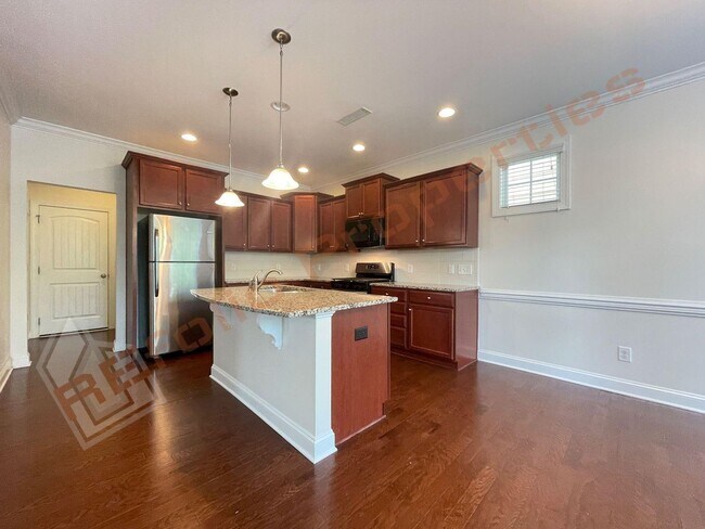 Building Photo - 523 Finnbar Dr