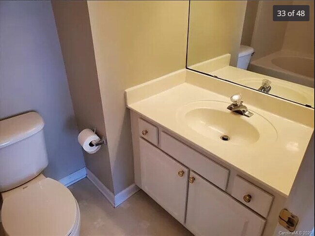 1st Master Bedroom with Private Bathroom - 9906 Birch Knoll Ct