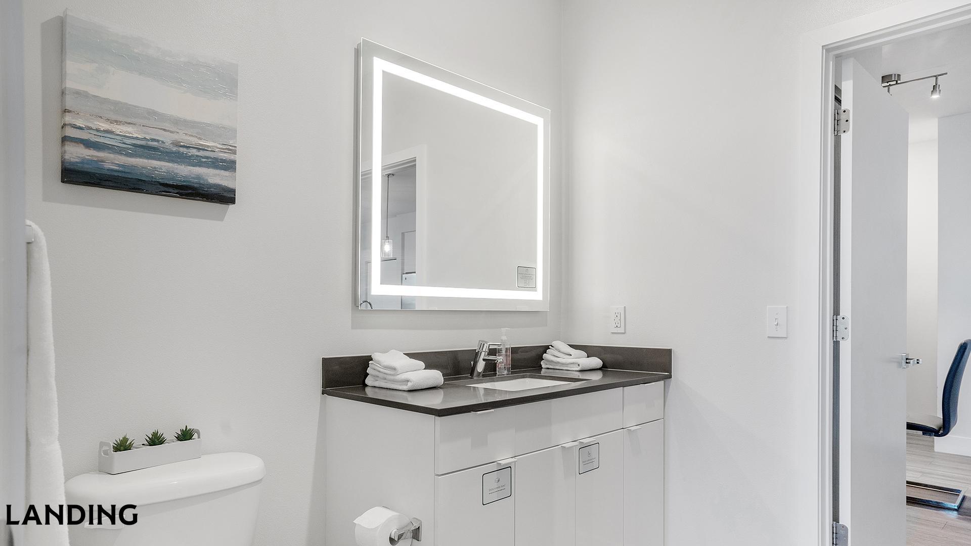 Building Photo - 4950 W Prescott St