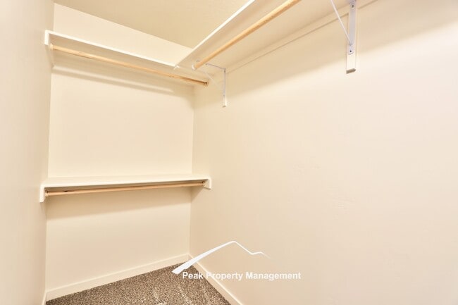 Building Photo - 76 S Drifter Loop