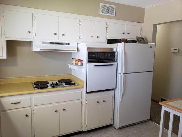 Building Photo - 11325 W Center St