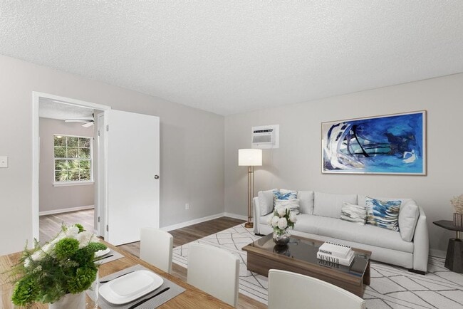 Building Photo - 104 Cone St