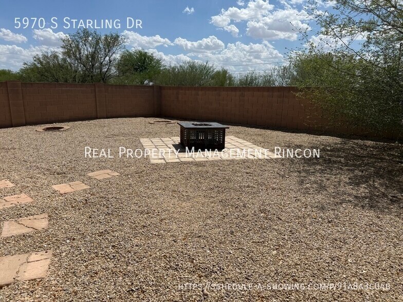 Building Photo - 5970 S Starling Dr
