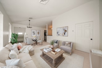 Building Photo - 1524 W Tenth Ave