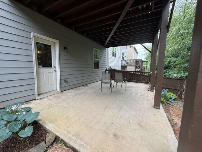 Building Photo - 1510 Kaden Ln