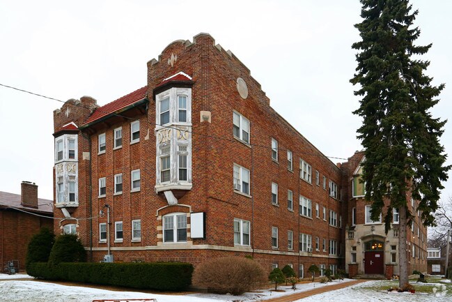 Primary Photo - 415-419 E Galena Blvd