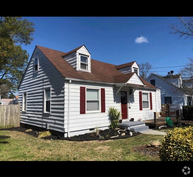 Building Photo - 3912 Peterson St
