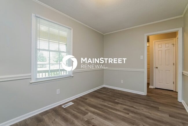 Building Photo - 3 Bedroom Pet-Friendly Home in Smithfield, NC with Main Street Renewal