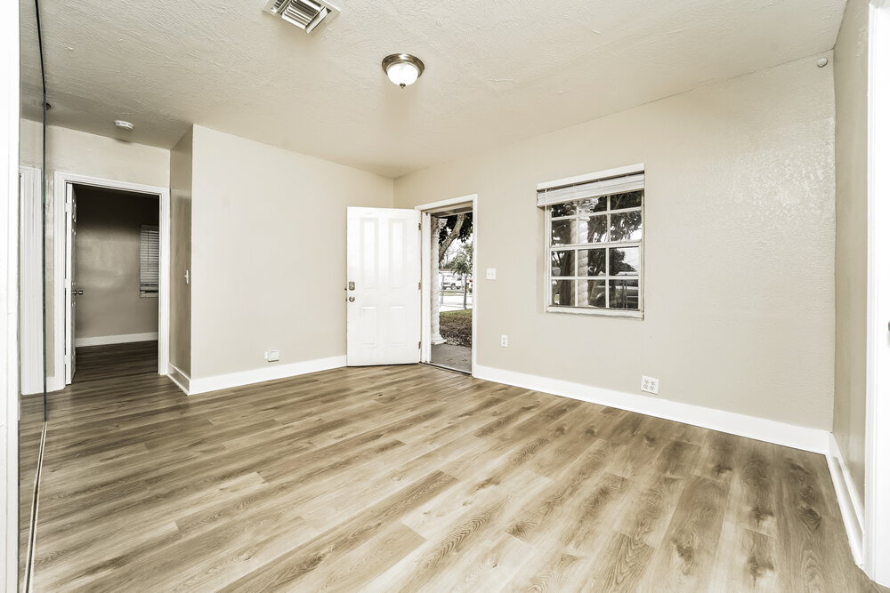 Building Photo - 16461 NW 19th Ave