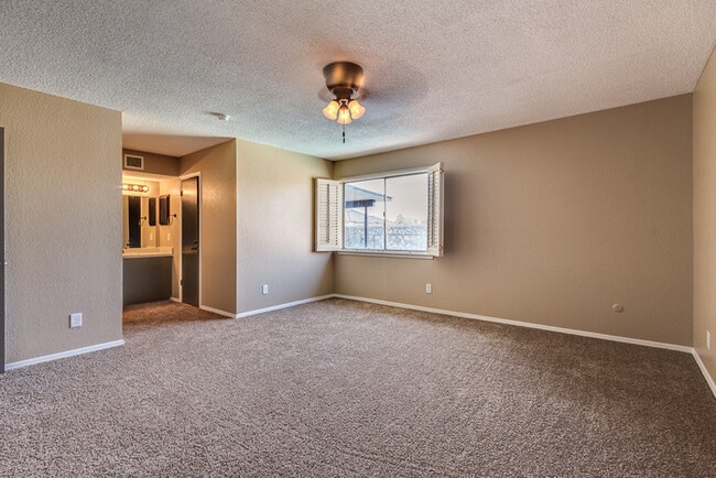 Building Photo - Upper Valley of West El Paso Rental Home