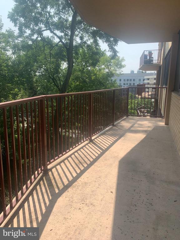 Building Photo - 5353 Columbia Pike