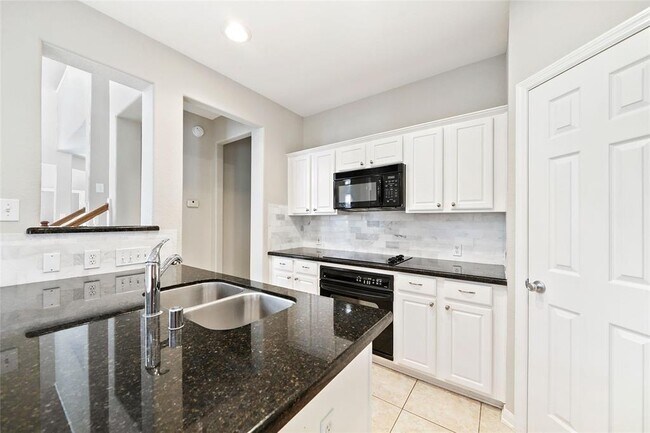 Building Photo - 151 E Greenhill Terrace Pl