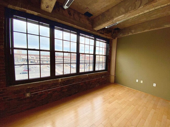 Building Photo - Stunning Industrial-Contemporary One Bedro...