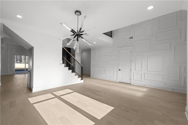 Building Photo - 409 Thunder Rd