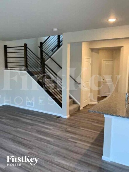 Building Photo - 11156 Murrelet Dr