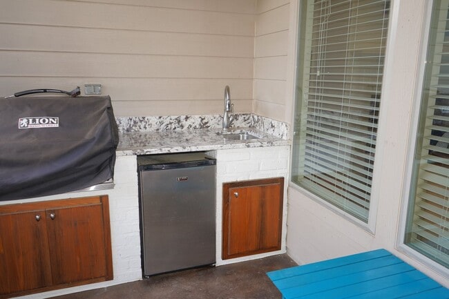 Building Photo - Gorgeous Home in South Shreveport