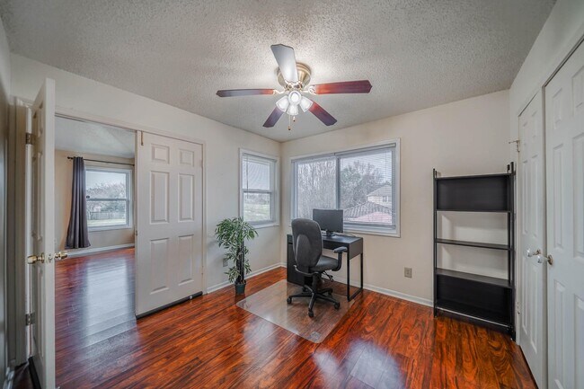 Building Photo - 3414 Ashfield Dr