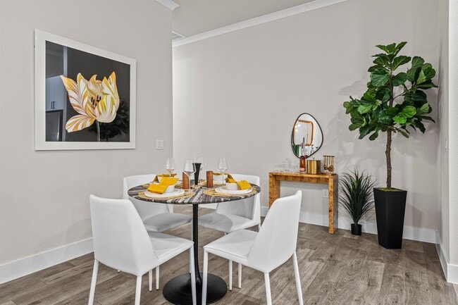 Building Photo - 865 Limmer Loop