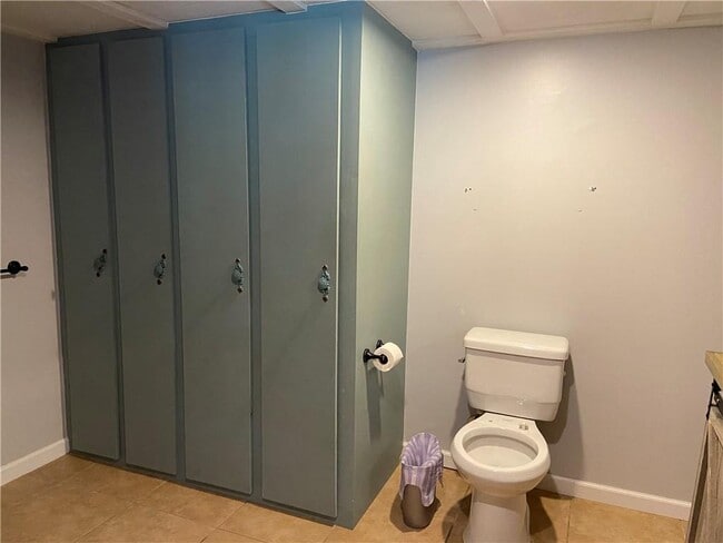 Building Photo - 1679 Rangewood Dr SW