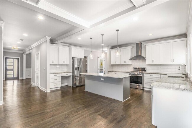 Building Photo - 207 Mellrich Ave NE