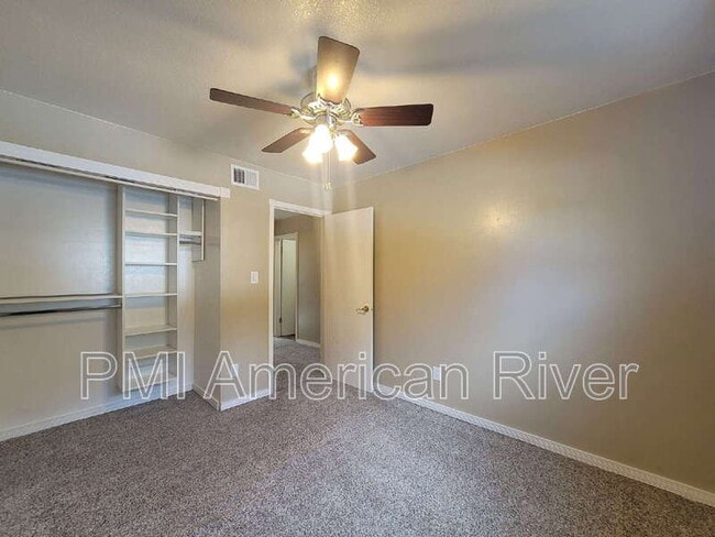 Building Photo - 6693 Greenback Ln