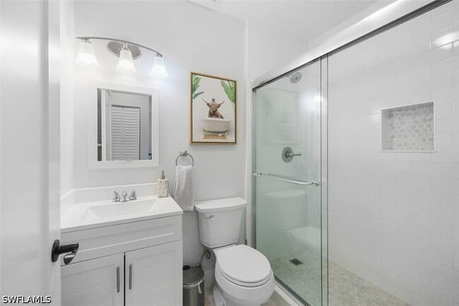 Building Photo - 190 N Collier Blvd