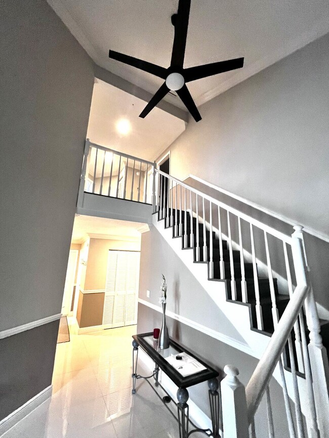 Building Photo - 6186 Duckweed Rd