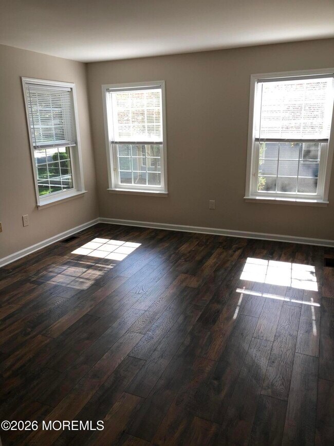 Building Photo - 126 Concordia Cir