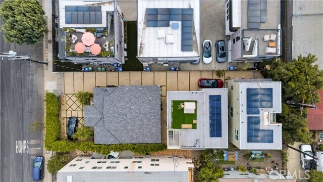 Building Photo - 1347 Seward St