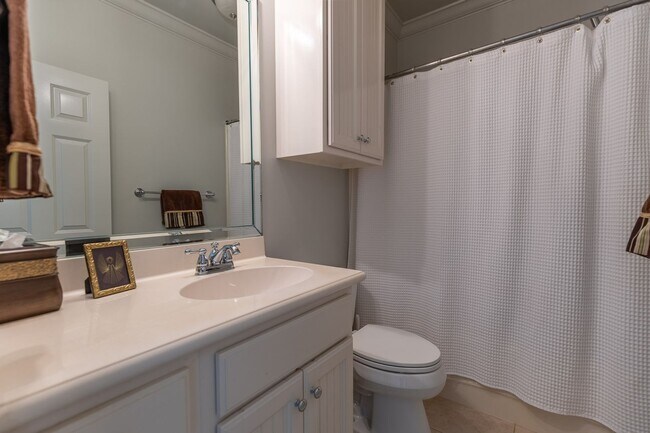 Building Photo - 7316 Northbrook Cir