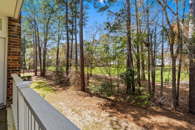 Building Photo - 686 Riverwalk Dr