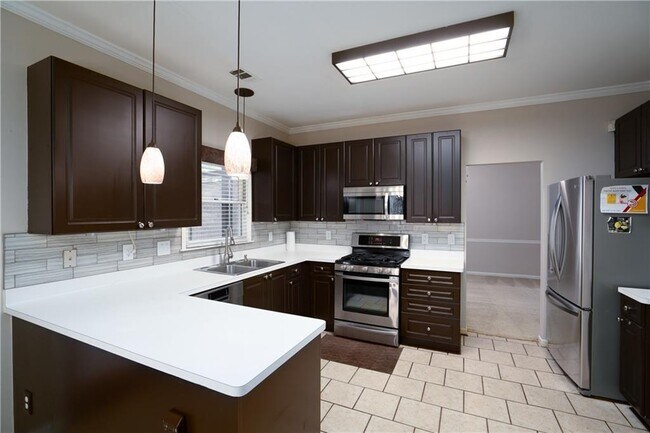 Building Photo - 2104 Jockey Hollow Dr NW