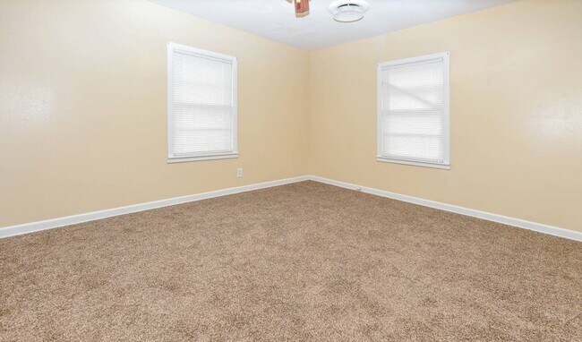 Building Photo - 613 N 22nd St