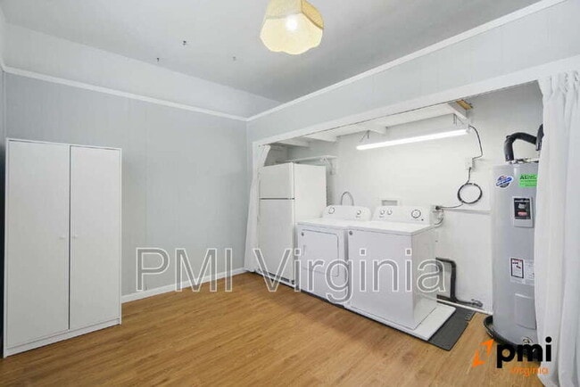 Building Photo - 4012 Nina Dr