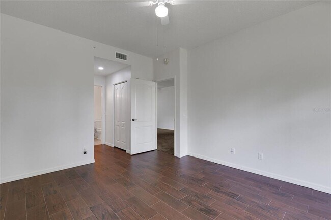 Building Photo - 4640 Tower Hill Ln