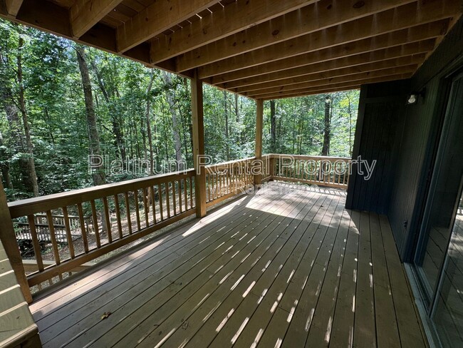Building Photo - 8380 Lucas Creek Trl