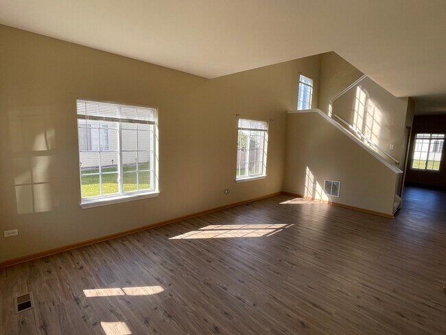 Building Photo - 1427 Levato Ln